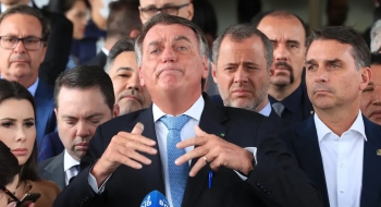 Prisão domiciliar: saiba o que Bolsonaro está proibido de fazer